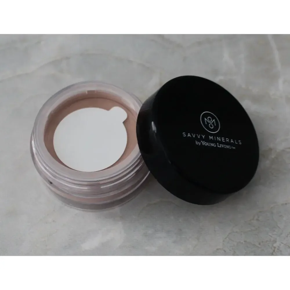 Savvy Minerals By Young Living Eyeshadow Best Kept Secret (Matte) 0.03oz. NWOL